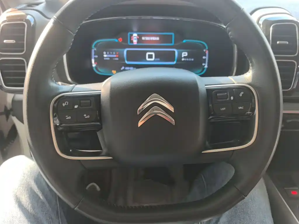 Citroen C5 AIRCROSS — миниатюра 11