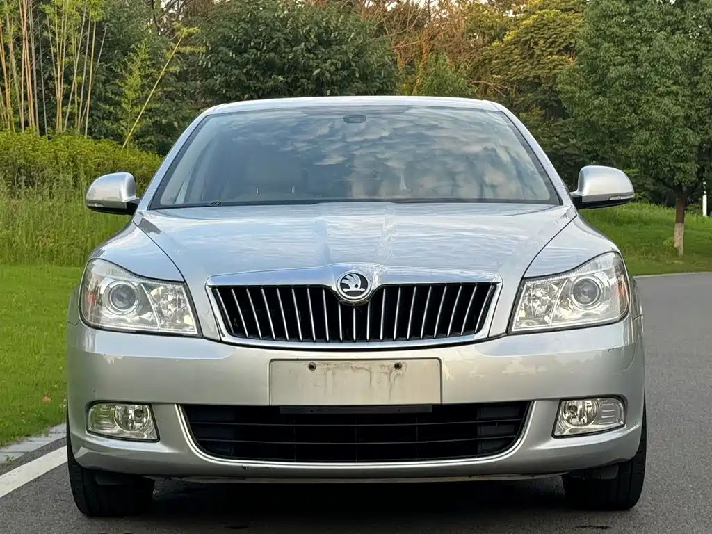 Skoda Octavia 2014 1.6L AT