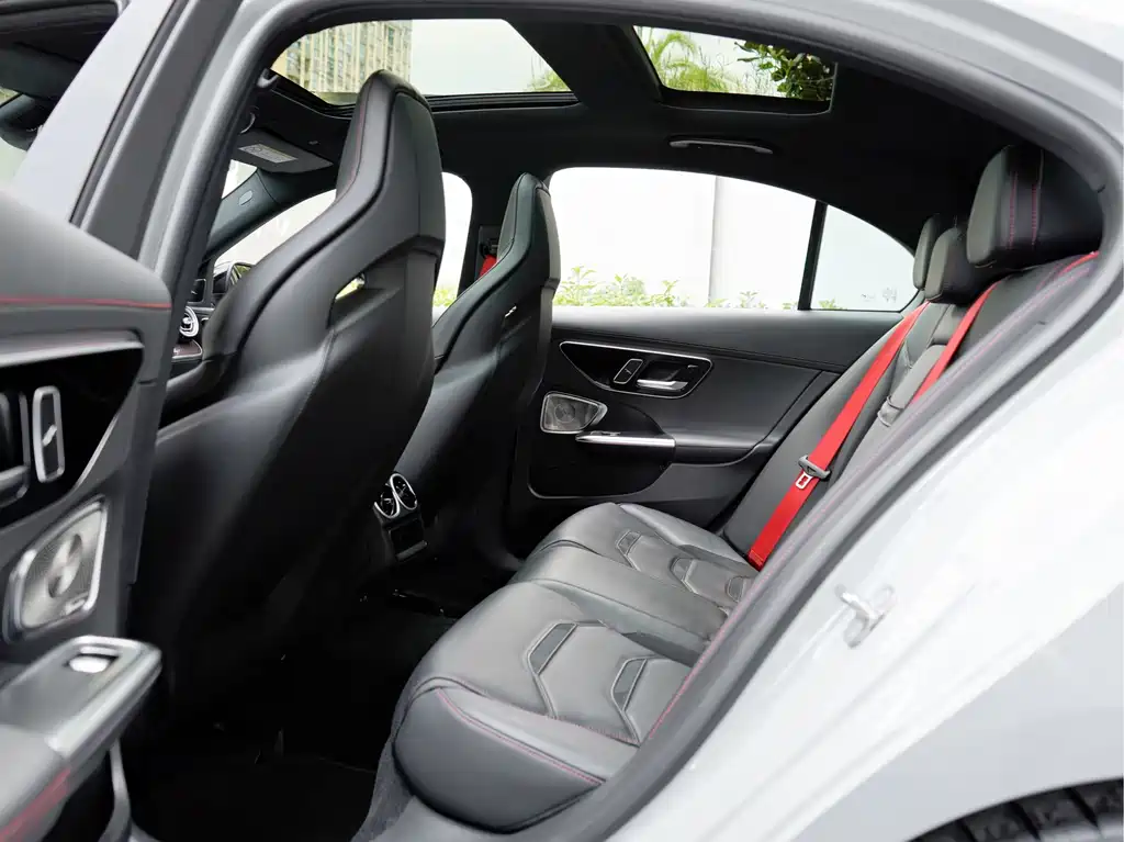 Mercedes-Benz C-Class AMG New Energy — миниатюра 17