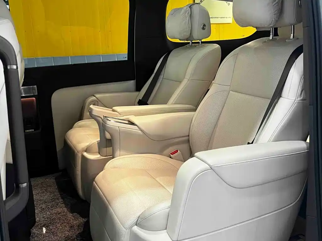 Li Auto Li MEGA — миниатюра 3