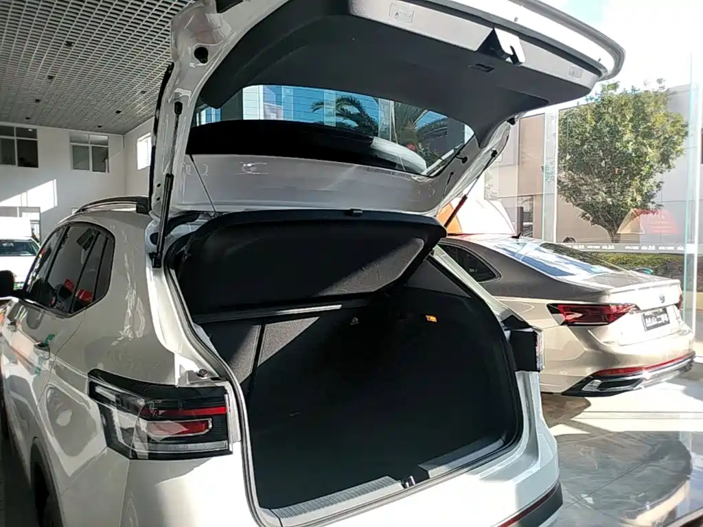 Volkswagen Tharu — миниатюра 19