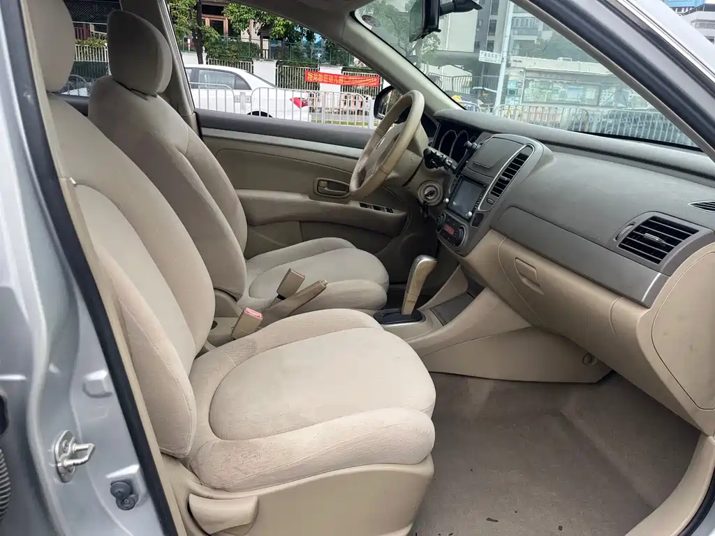 Nissan Sylphy — миниатюра 11
