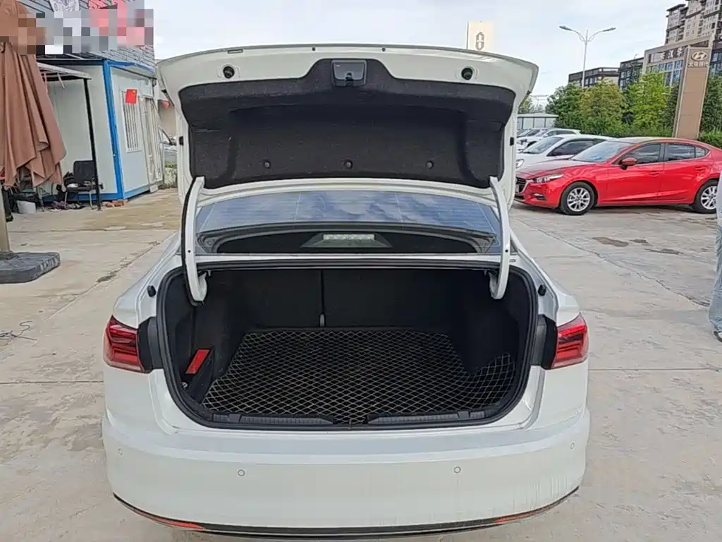 Volkswagen Bora — миниатюра 19