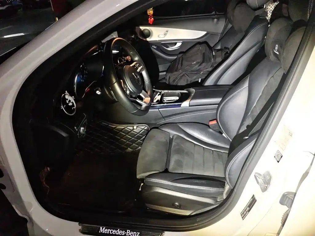 Mercedes-Benz C-Class — миниатюра 16