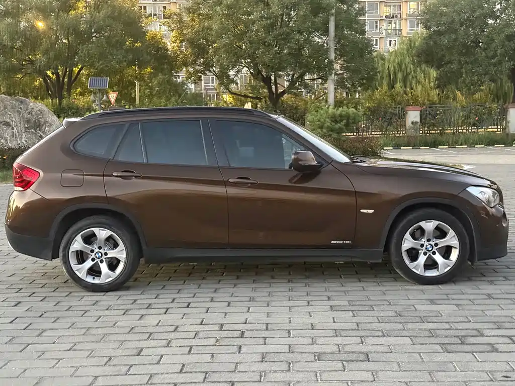 BMW X1 (Import) — миниатюра 8