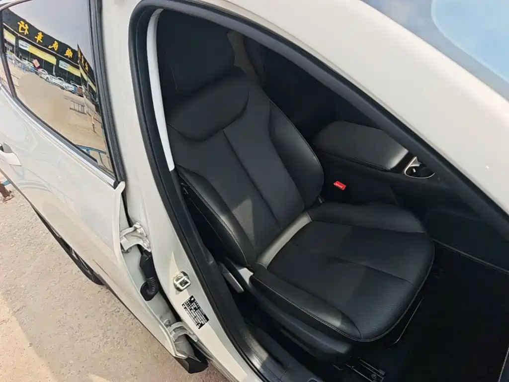 Baojun Yunhai — миниатюра 25