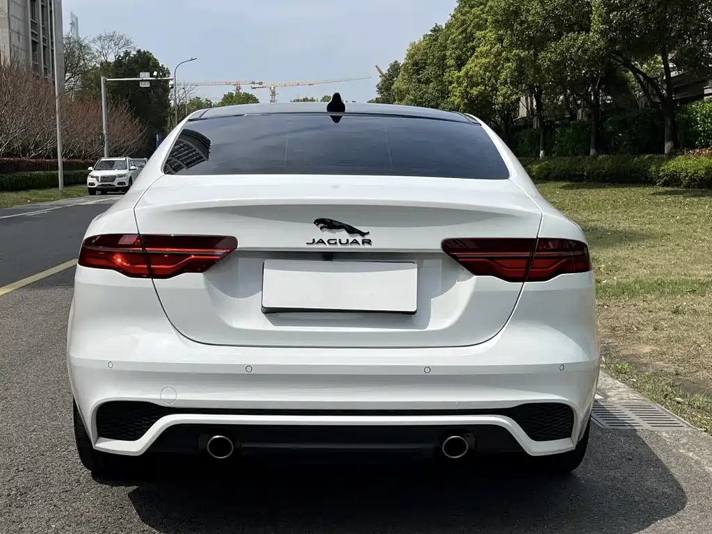 Jaguar XEL 2021 2.0T 250PS Sport