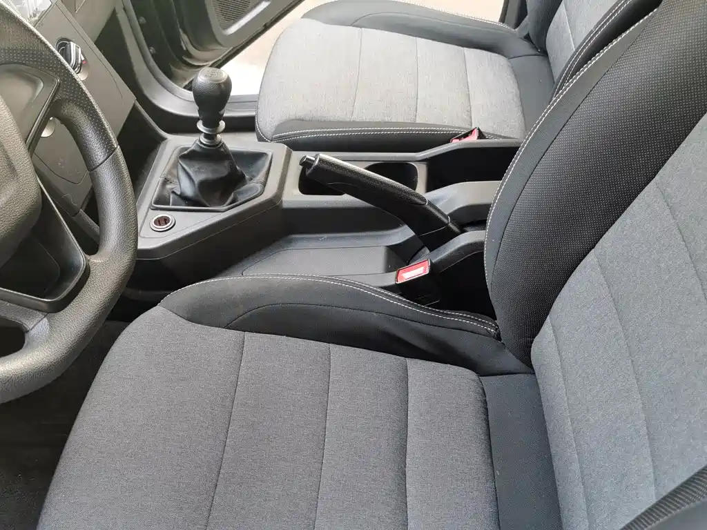 WULING WULING HONGGUANG PLUS