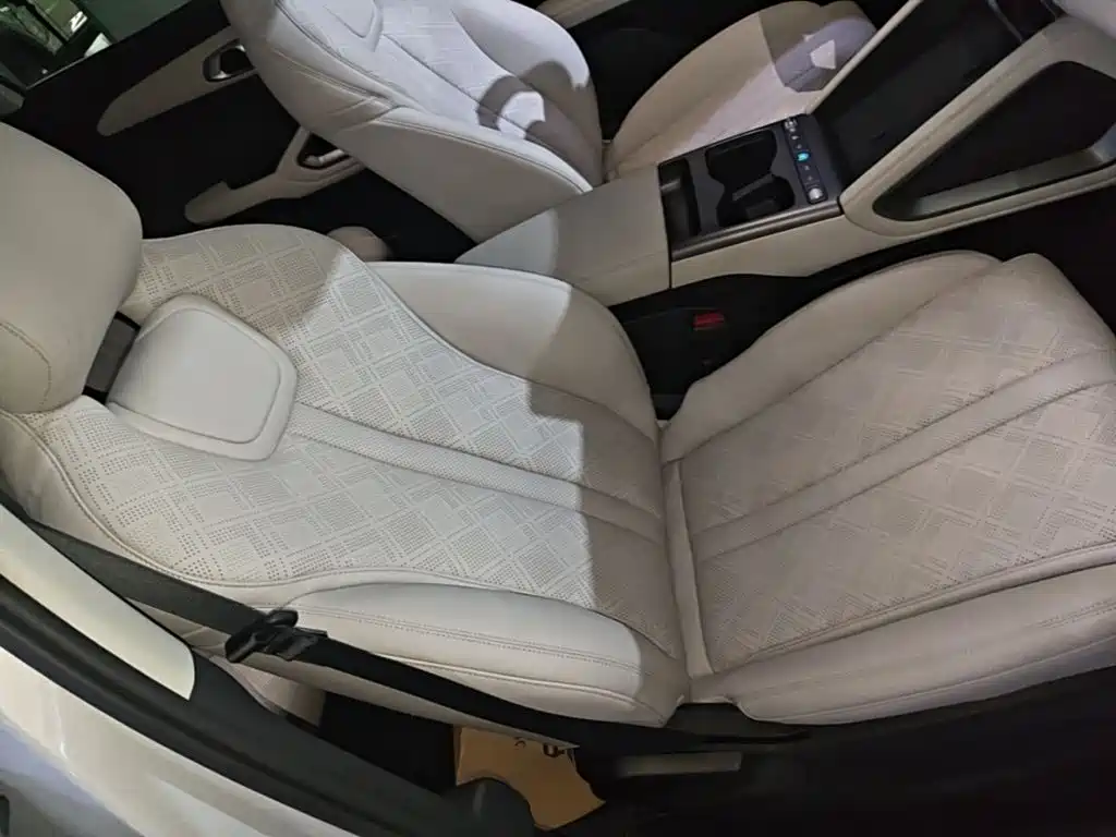 BYD Yuan UP — миниатюра 25