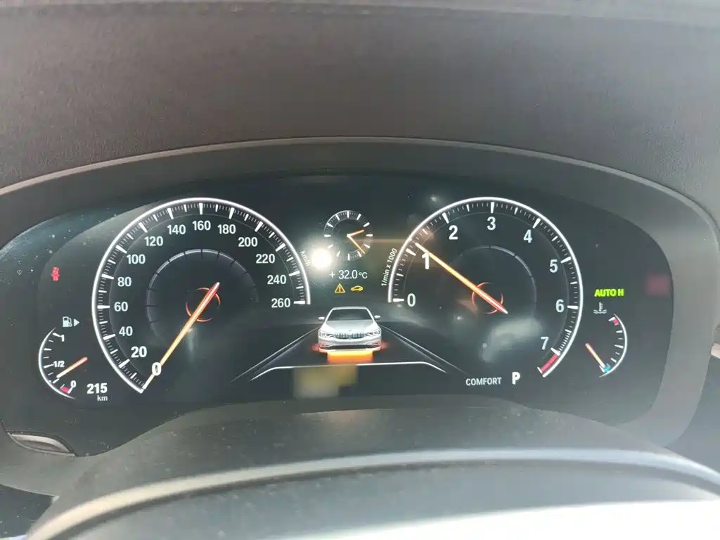 BMW 5 Series — миниатюра 4