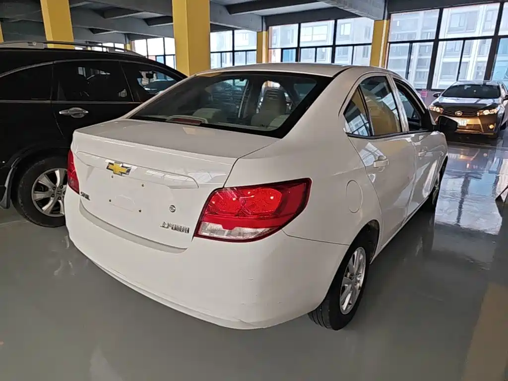 Chevrolet Sail — миниатюра 7