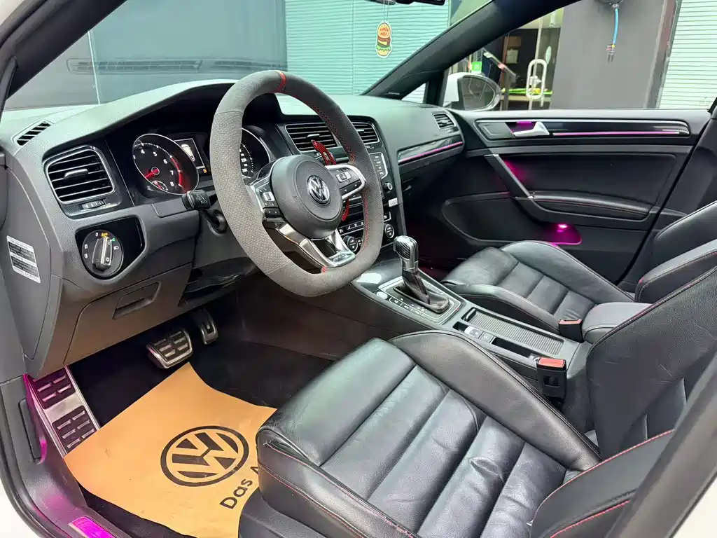 Volkswagen Golf GTI — миниатюра 7