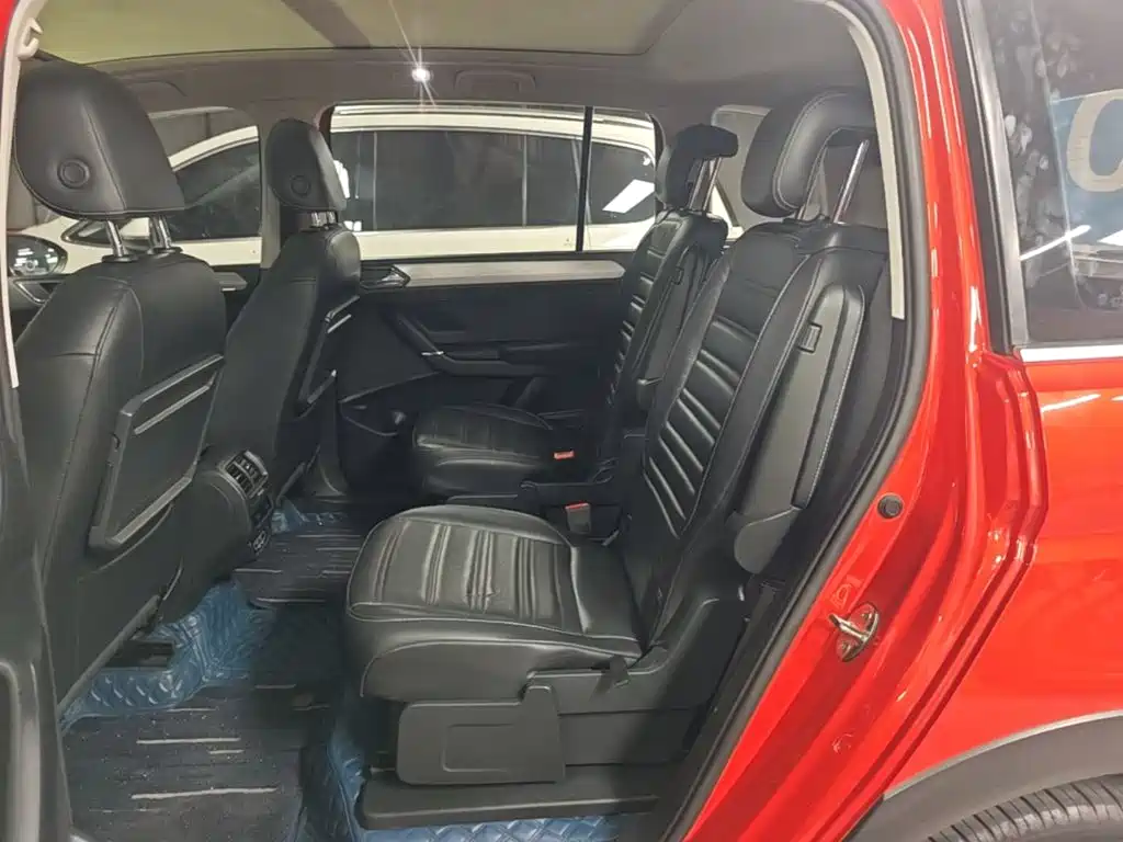 Volkswagen Touran — миниатюра 13
