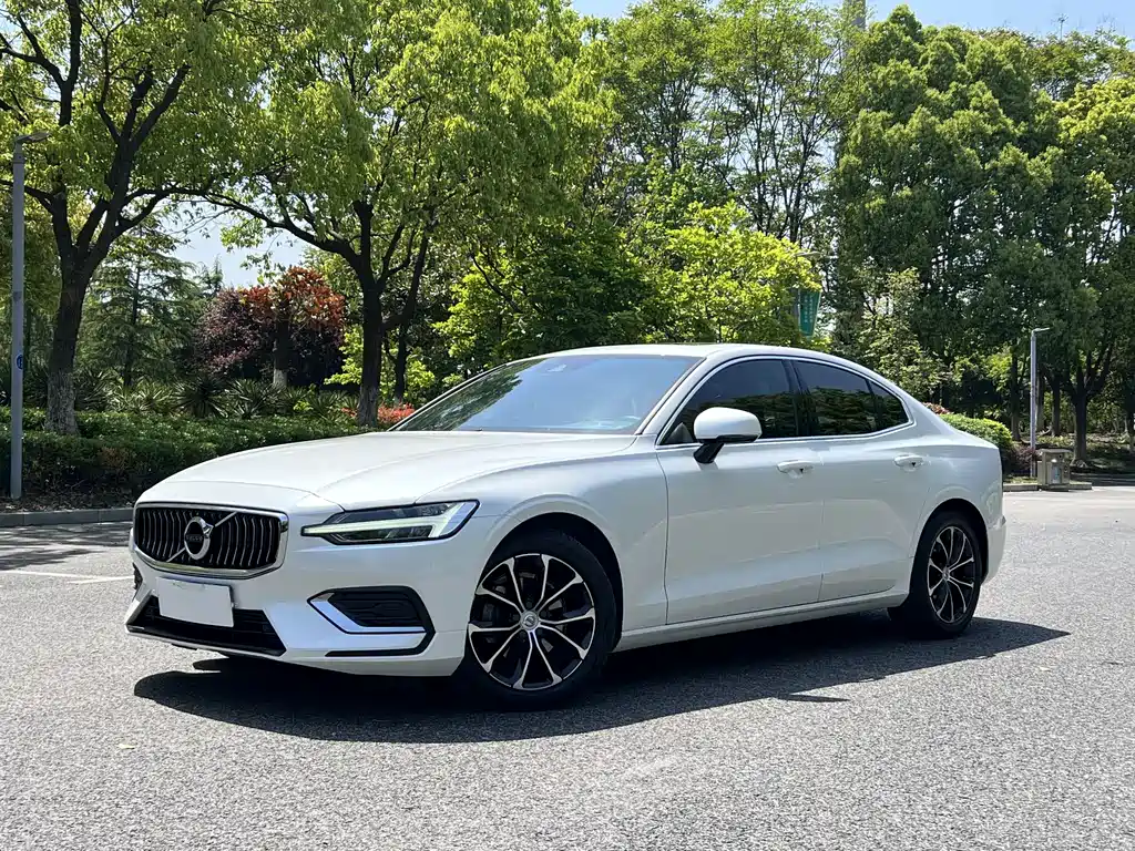 Volvo S60 2021