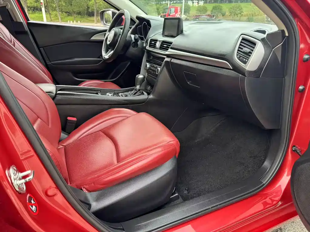 Mazda 3 Axela — миниатюра 9