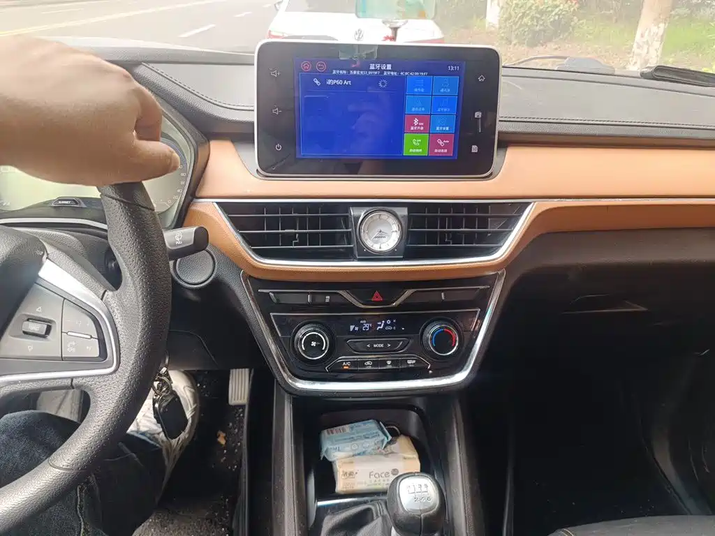 Wuling Hongguang S3 — миниатюра 9