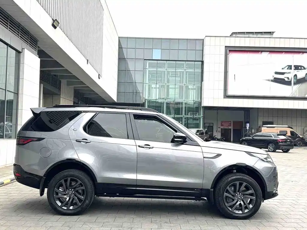 Land Rover Discovery — миниатюра 3