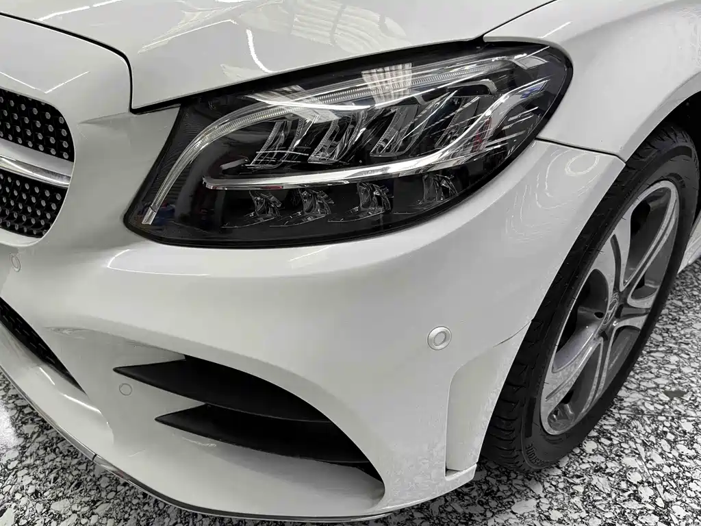 Mercedes-Benz C-Class — миниатюра 4