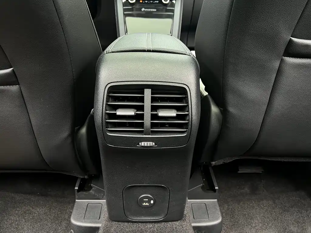 Ford Escape — миниатюра 16