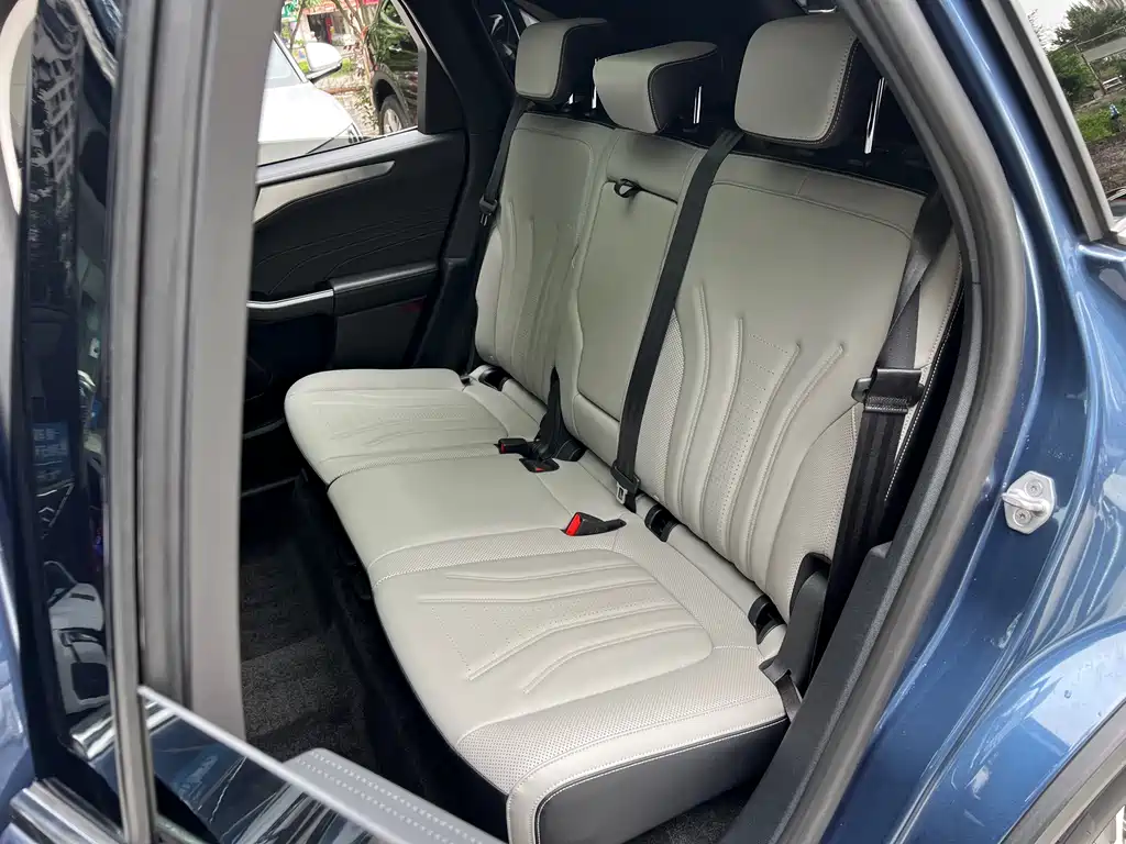 Ford Escape — миниатюра 9
