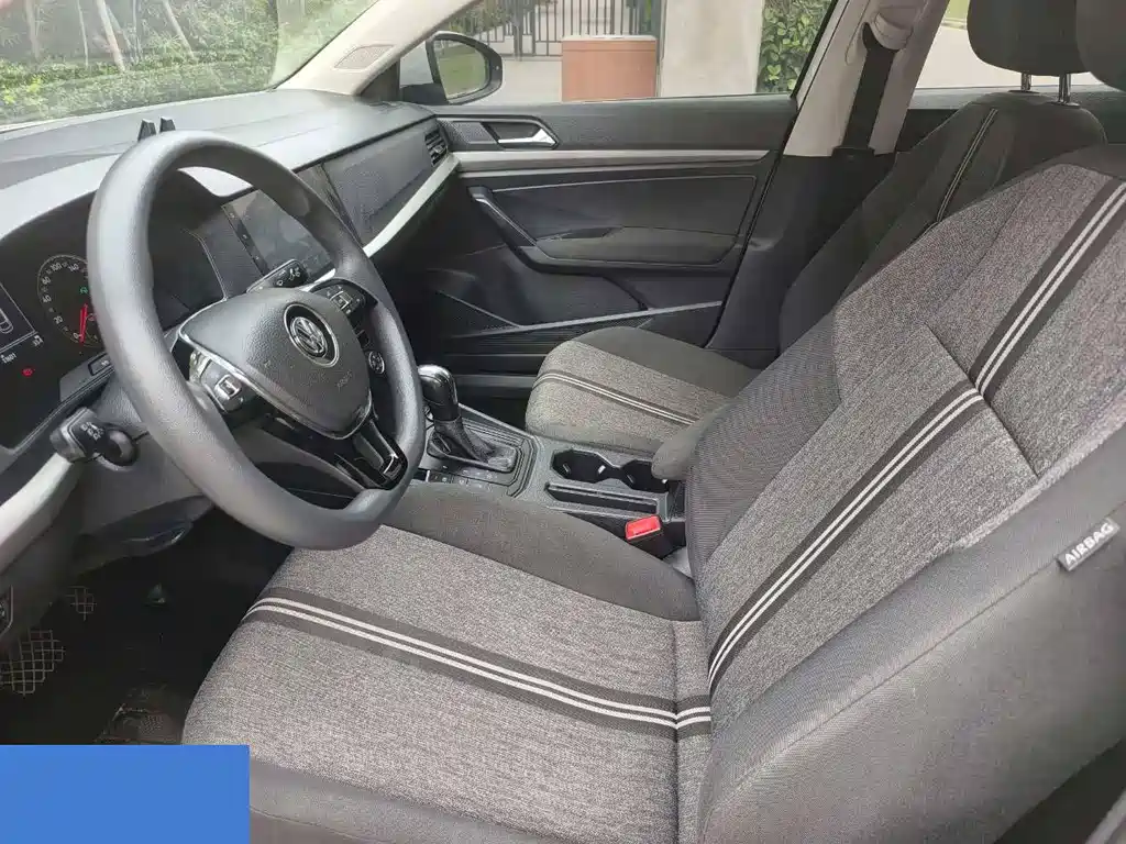 Volkswagen Lavida — миниатюра 4