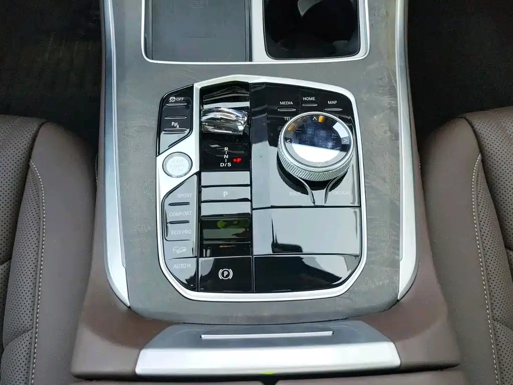 BMW X5 — миниатюра 10
