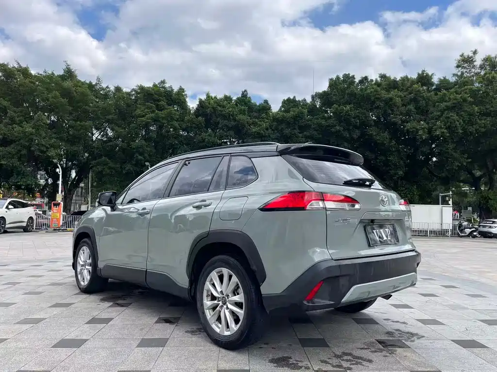 Toyota Corolla Cross — миниатюра 5