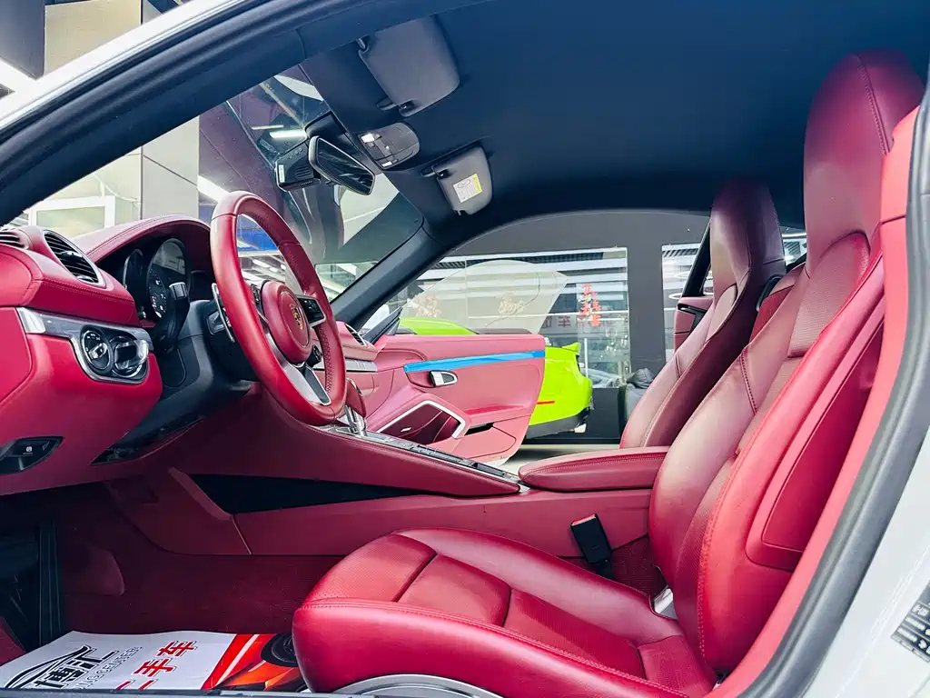 Porsche 718 2016 Cayman 2.0T