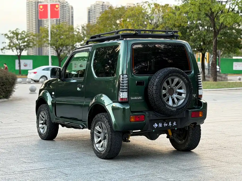 Suzuki Jimny — миниатюра 20