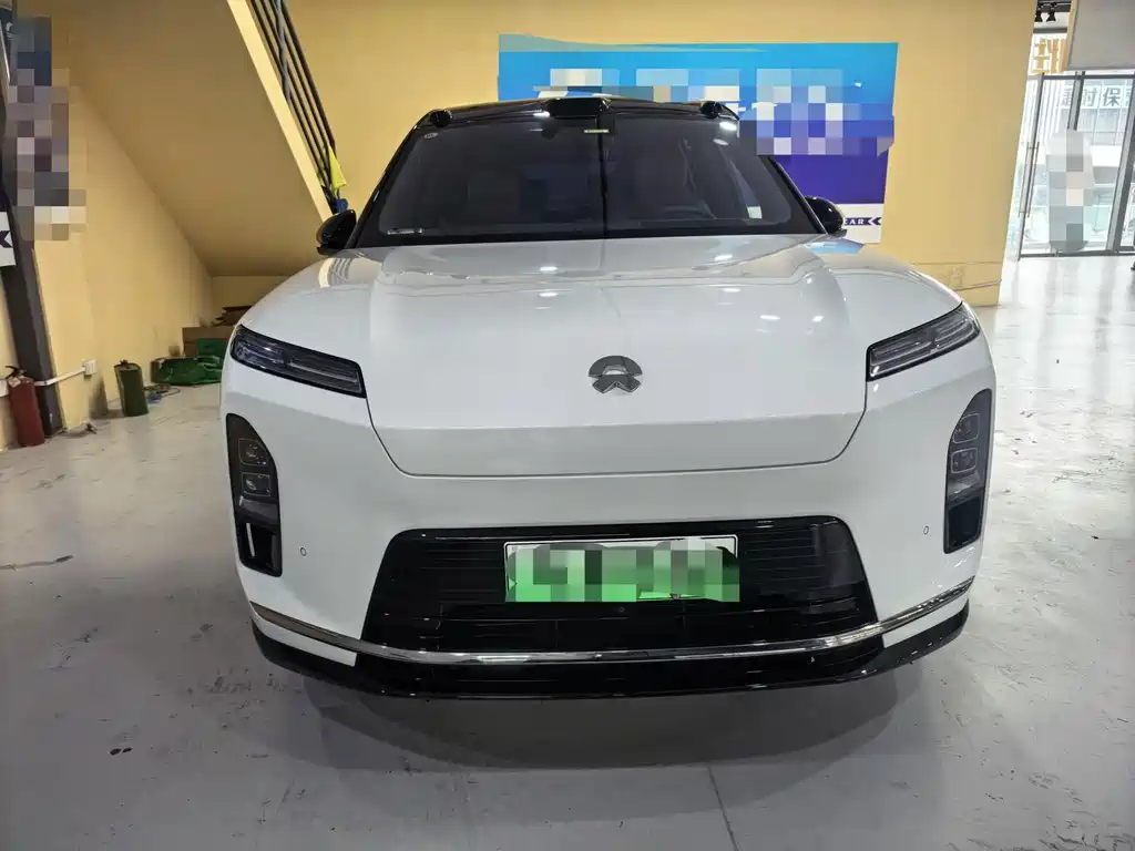 NIO ES8 — миниатюра 2