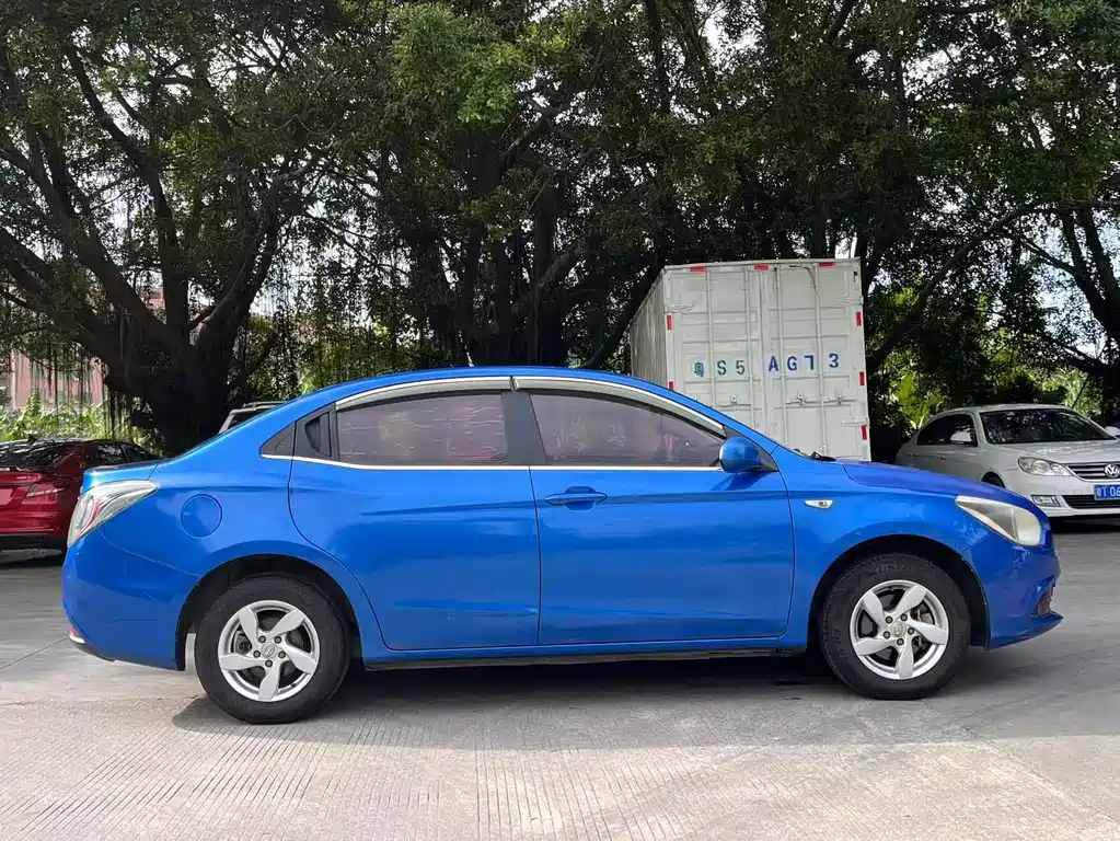 GAC GA3 2013 1.6L MT Luxury