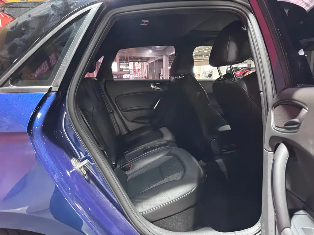 Audi A1 — миниатюра 10