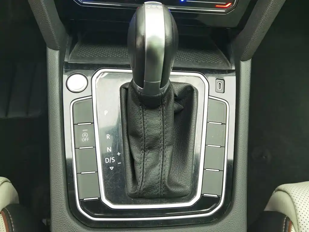 Volkswagen Magotan — миниатюра 13