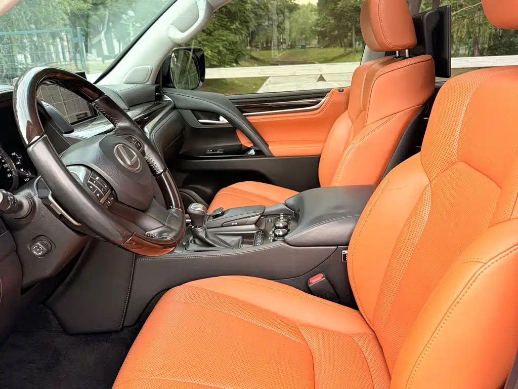 Lexus LX 2016 570 Luxury