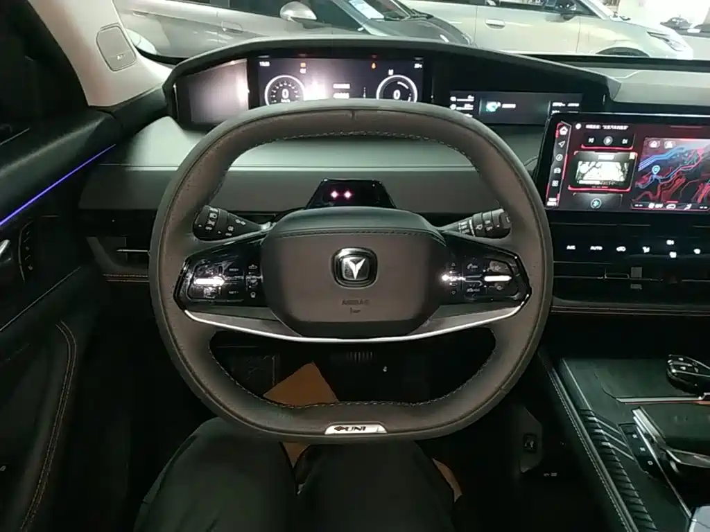 Changan UNI-K iDD — миниатюра 11