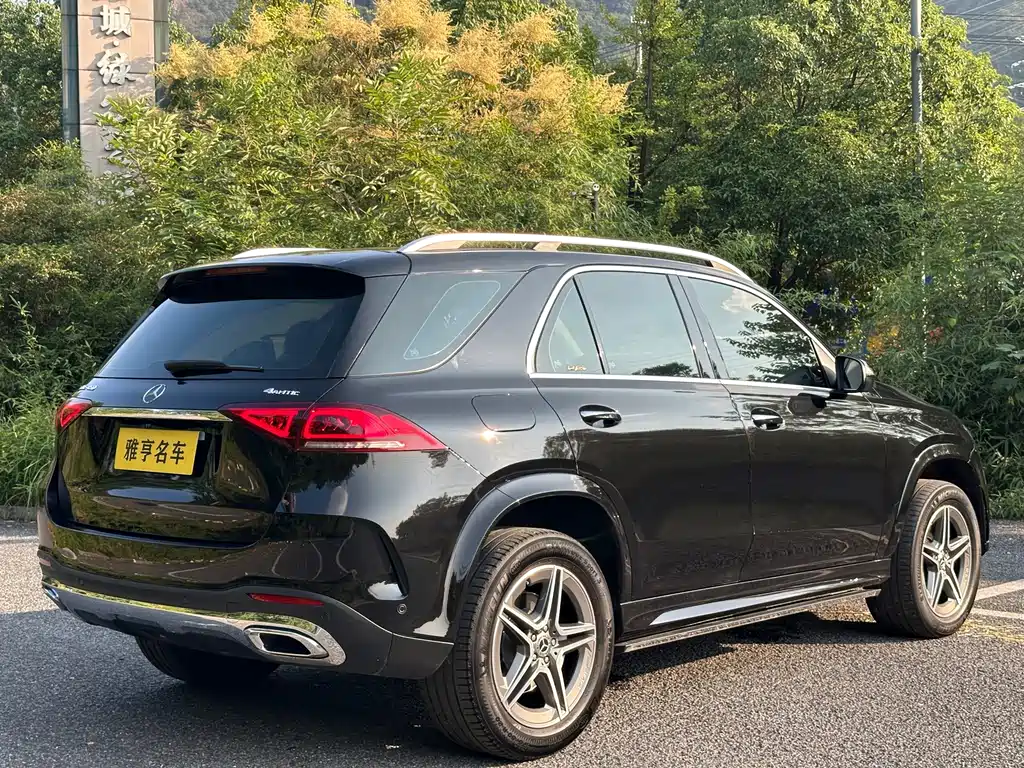 Mercedes-Benz GLE (Import) — миниатюра 17