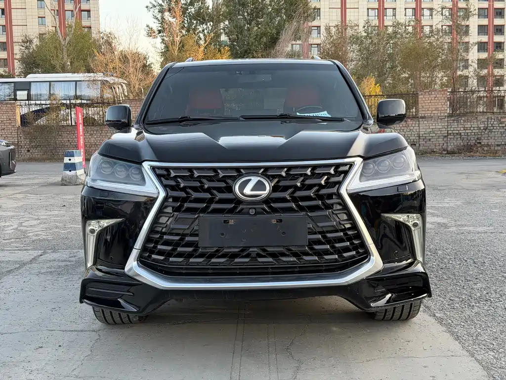 Lexus LX — миниатюра 2