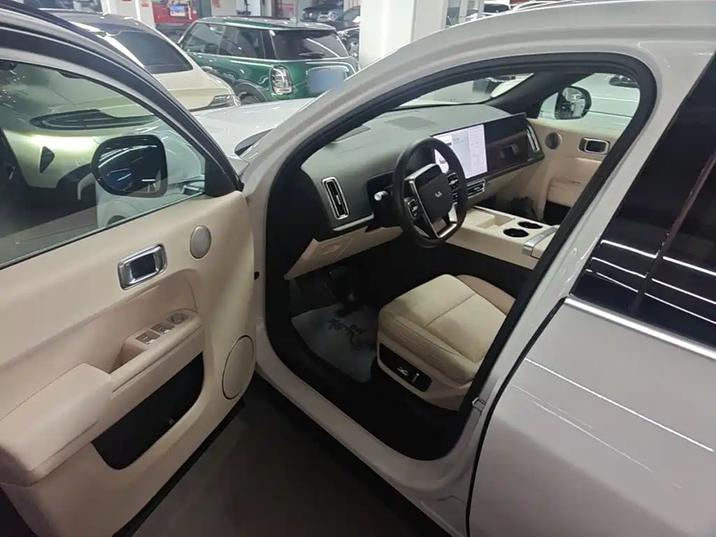 Li Auto Li L7 — миниатюра 16