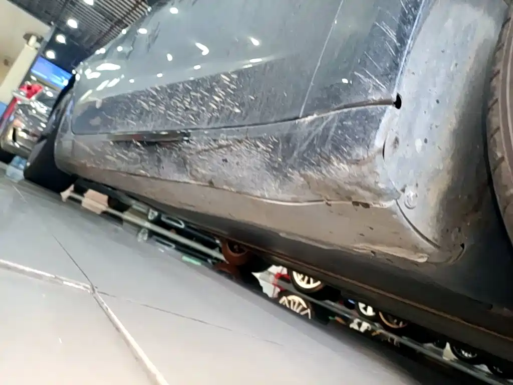 Tesla Model 3 — миниатюра 21