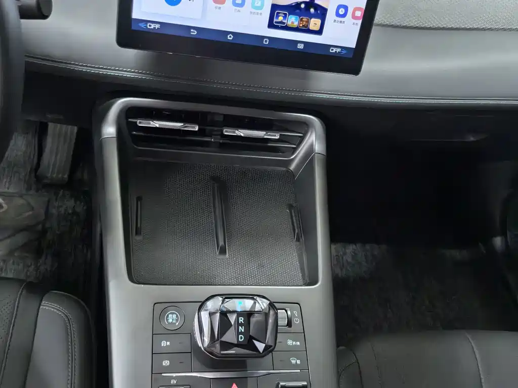 BYD Qin PLUS — миниатюра 10