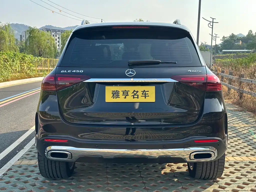 Mercedes-Benz GLE (Import) — миниатюра 20