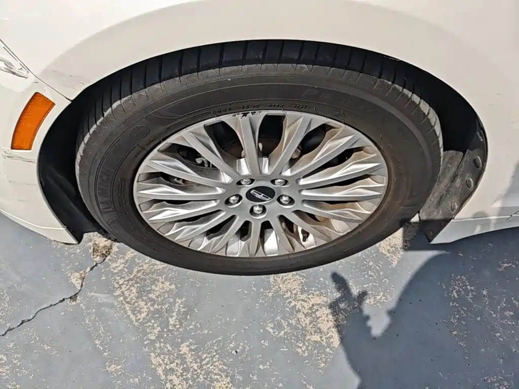 Lincoln MKZ — миниатюра 23