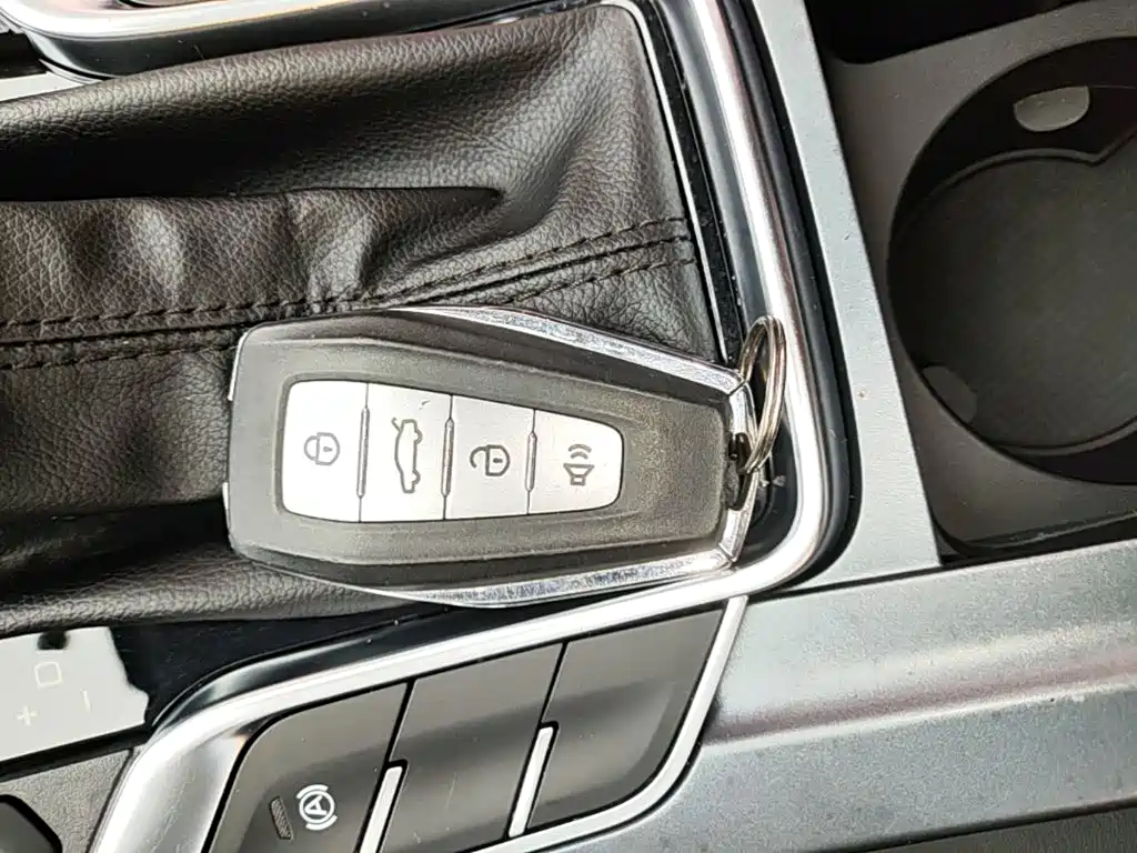 Geely Emgrand — миниатюра 9
