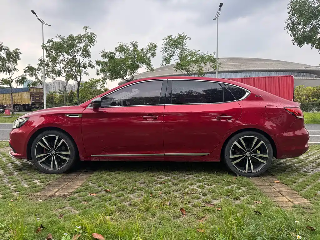 MG 6 2017 20T AT Trophy Premium V