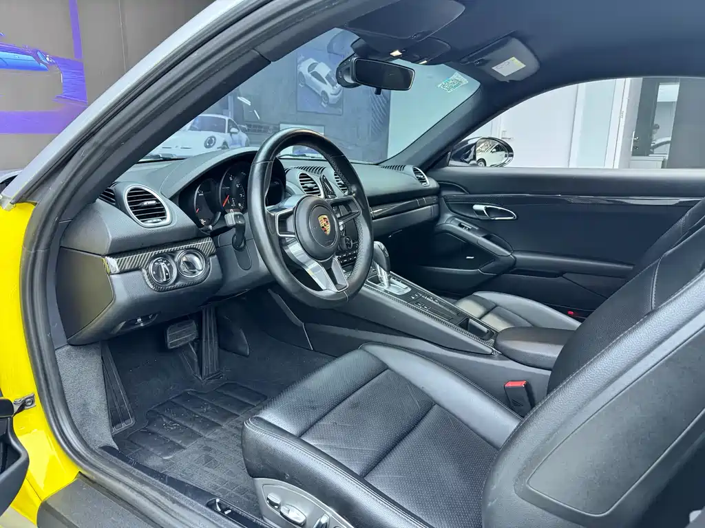 Porsche 718 2018 Cayman 2.0T