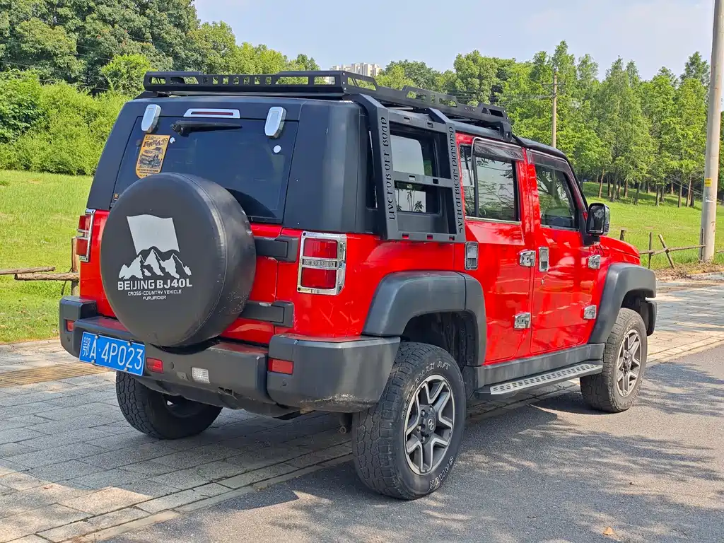 BAIC BJ40 2016 40L 2.3T AT Premium