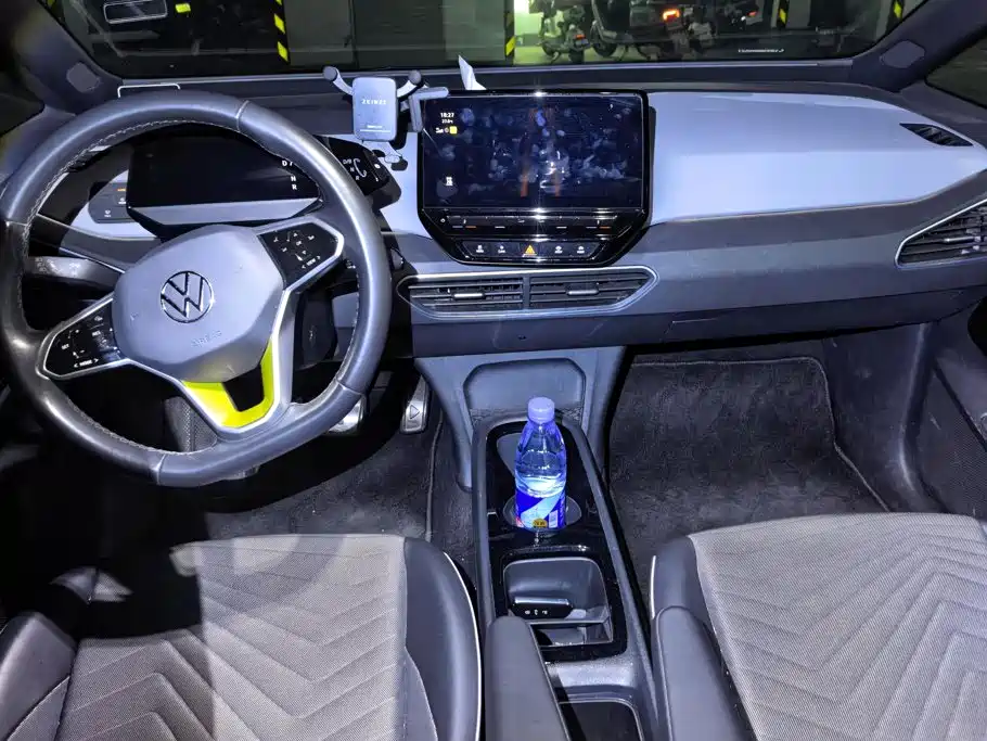 Volkswagen ID.3 — миниатюра 12