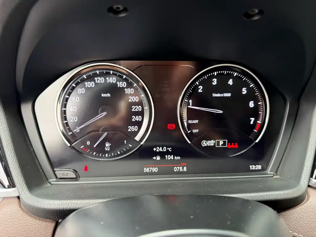 BMW X2 — миниатюра 10