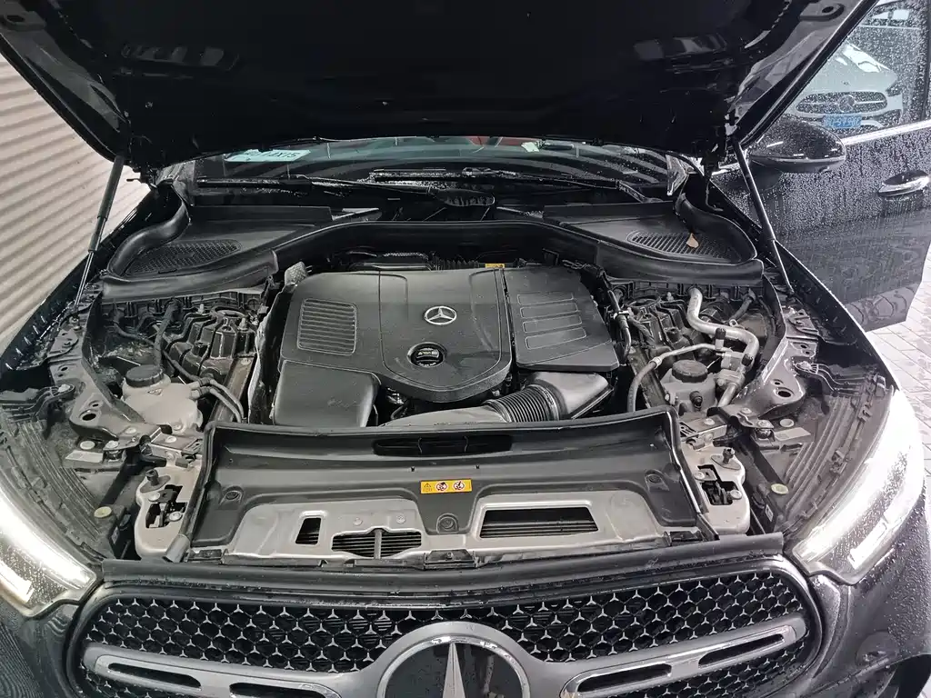 Mercedes-Benz GLC 2025 GLC 300 L 4MATIC 5 мест