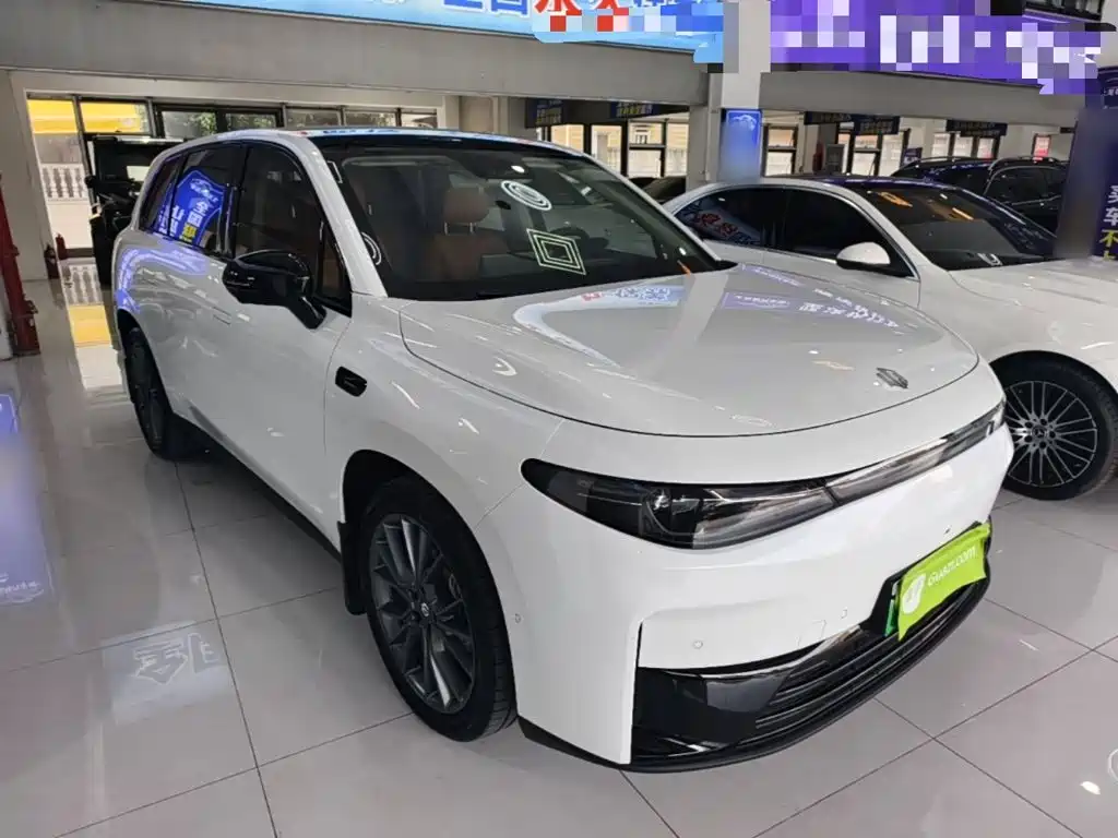 Leapmotor Leapmotor C10 — миниатюра 4